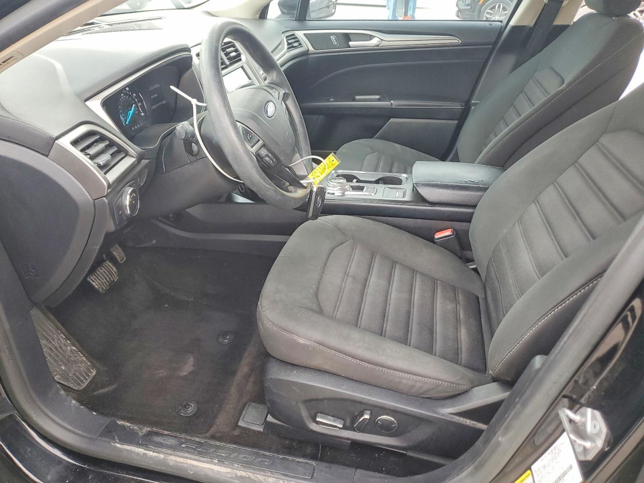 2018 FORD FUSION SE photo 13