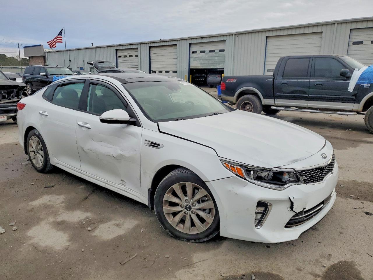 2018 KIA OPTIMA EX photo 4