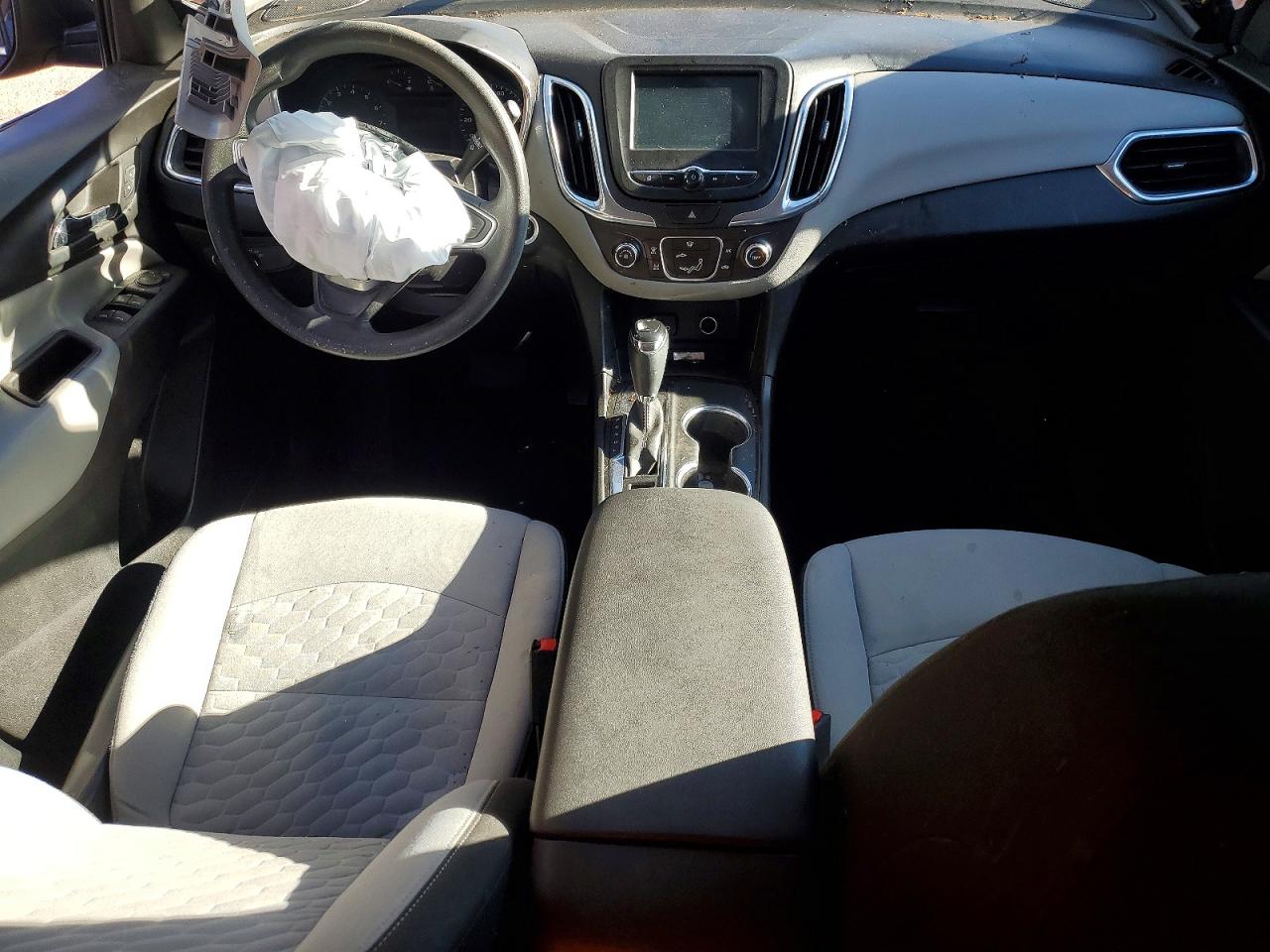 2018 CHEVROLET EQUINOX LT photo 8