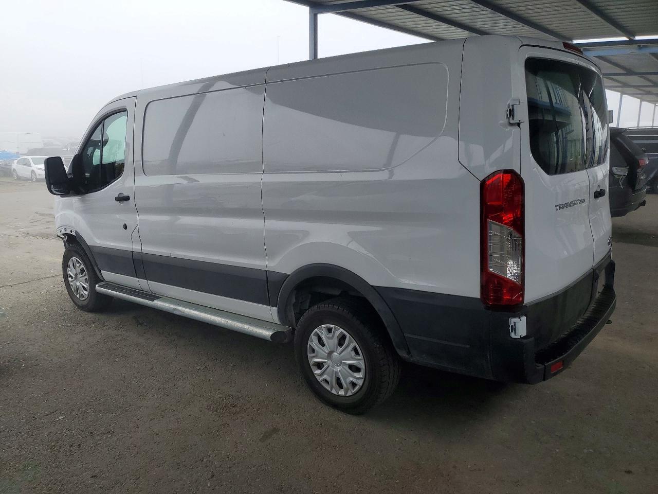 2025 FORD TRANSIT T-250 photo 2