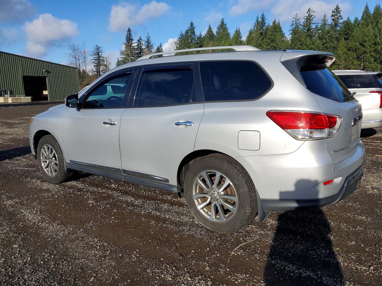 2013 NISSAN PATHFINDER S photo 2