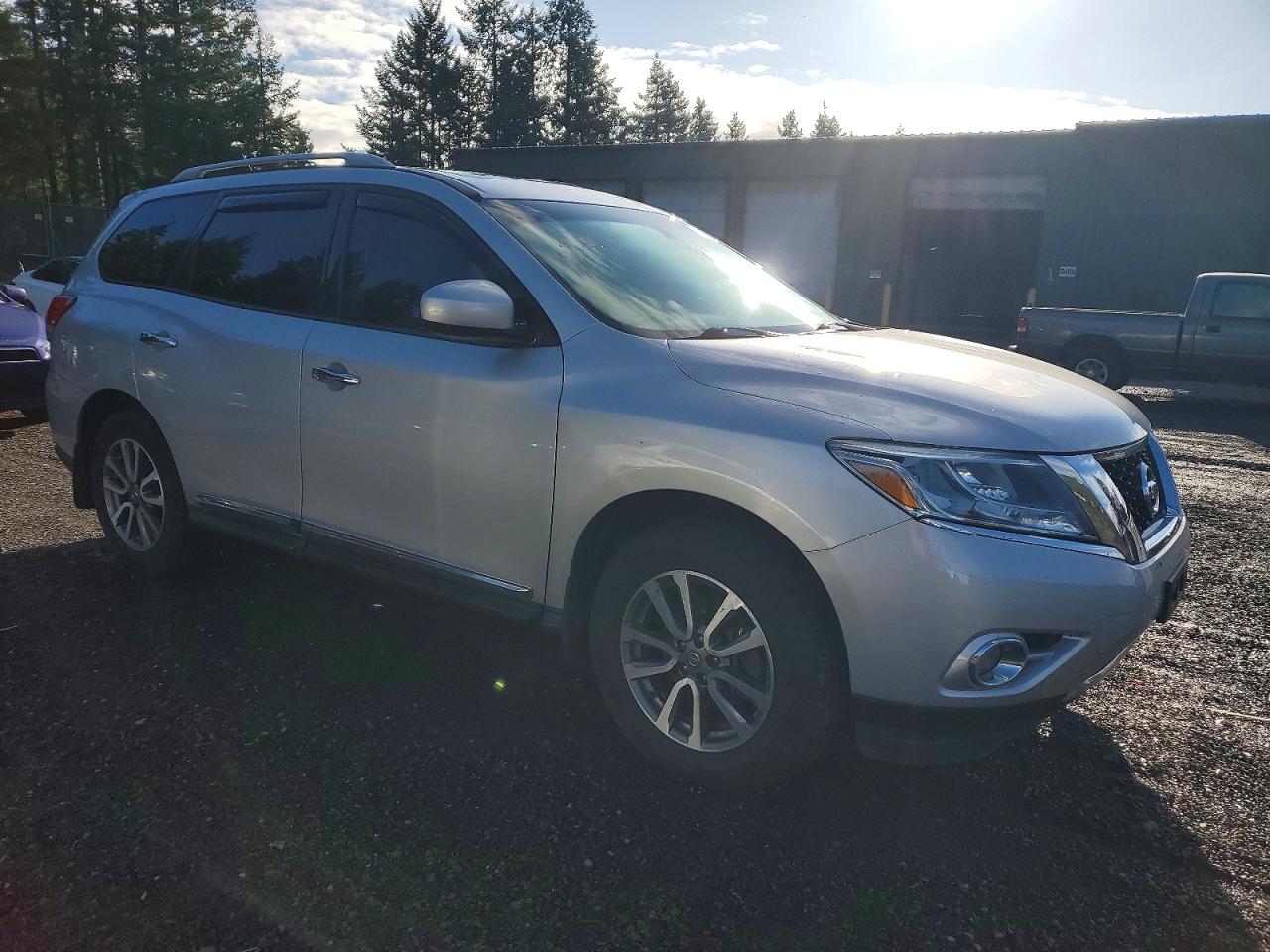 2013 NISSAN PATHFINDER S photo 4