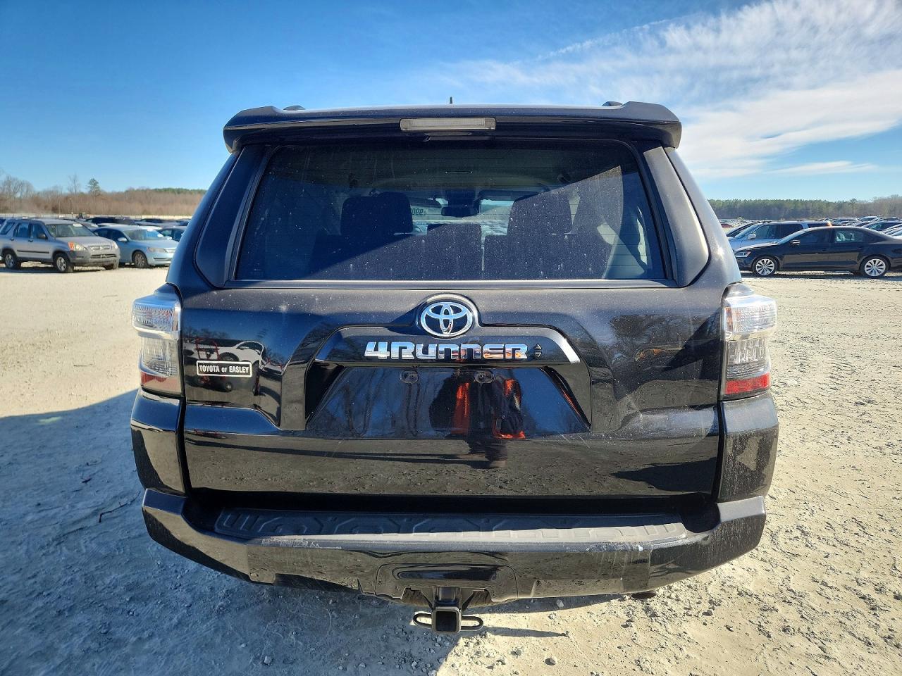 2022 TOYOTA 4RUNNER SR5 photo 6