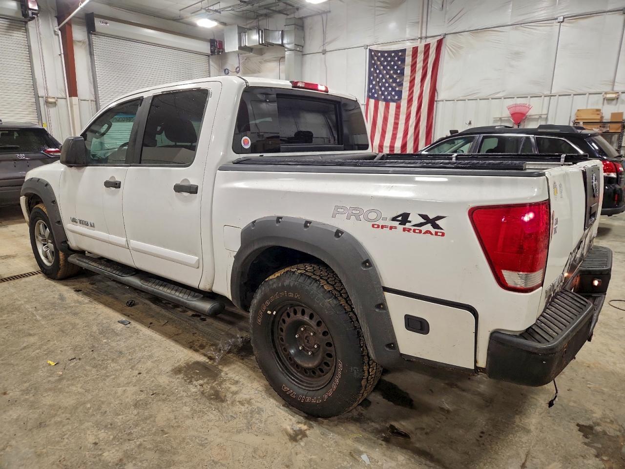 2008 NISSAN TITAN XE photo 2