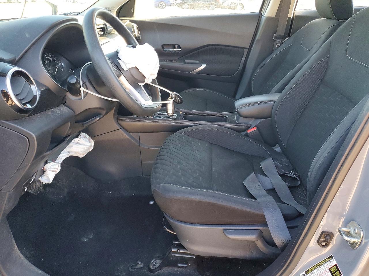2021 NISSAN KICKS SV photo 7