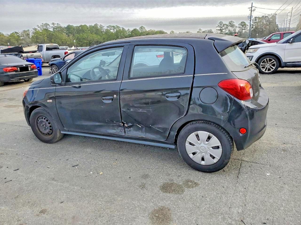 2014 MITSUBISHI MIRAGE DE photo 2