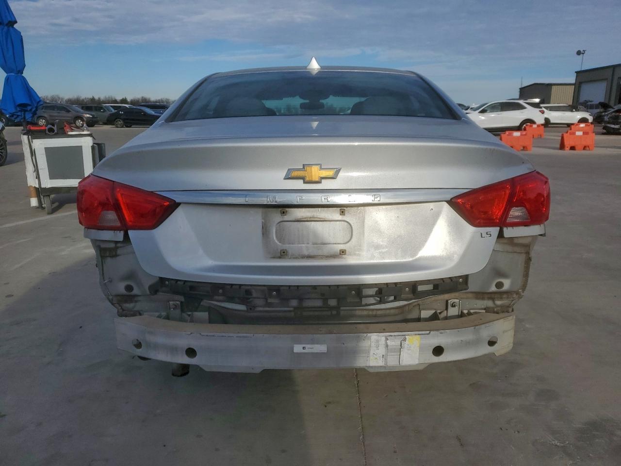 2014 CHEVROLET IMPALA LS photo 6