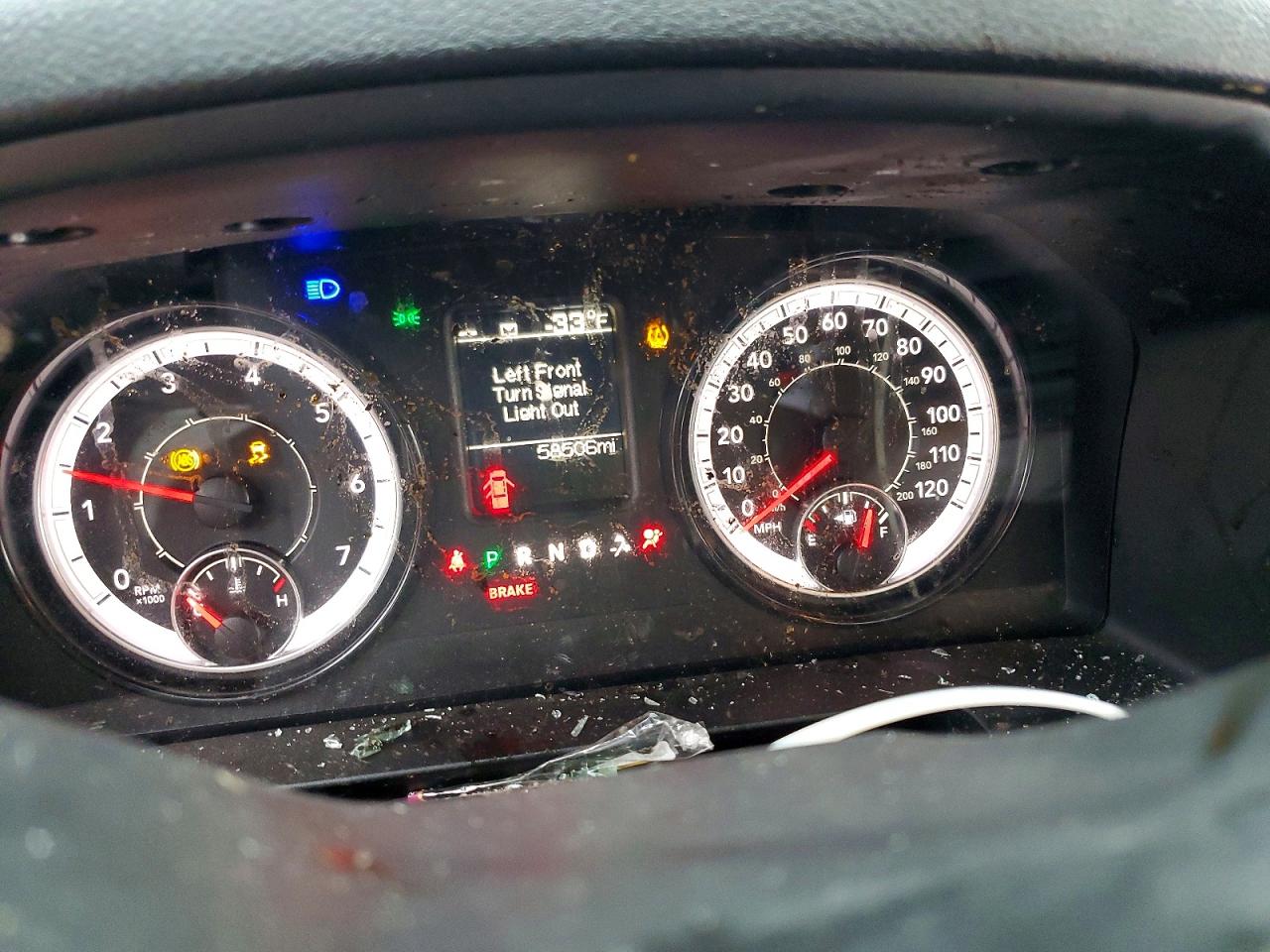 2021 RAM 1500 CLASSIC TRADESMAN photo 17