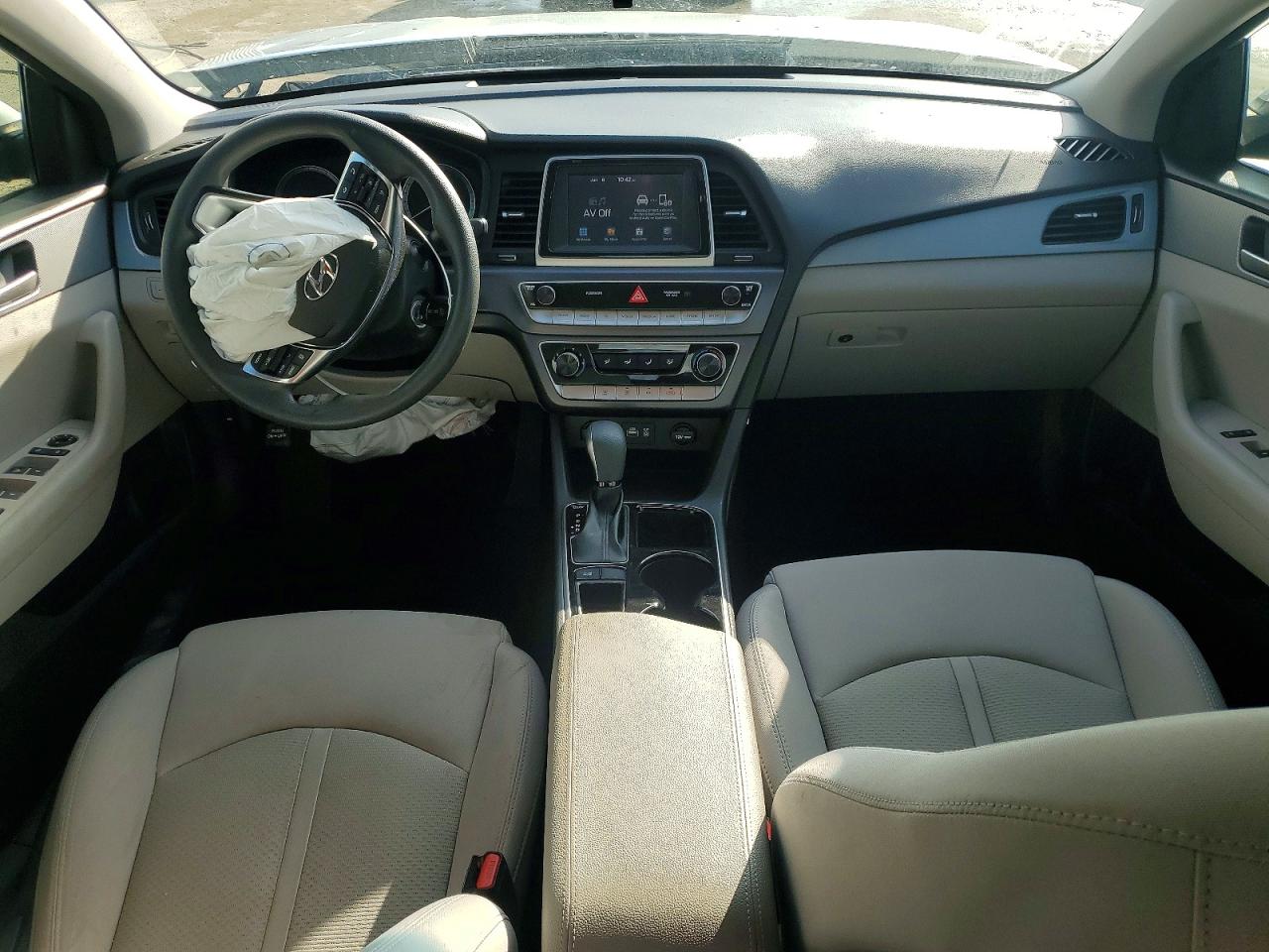 2018 HYUNDAI SONATA ECO photo 8