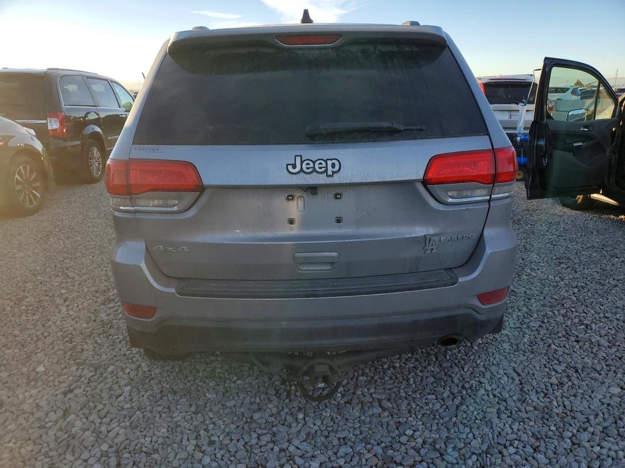 2014 JEEP GRAND CHEROKEE LAREDO photo 11