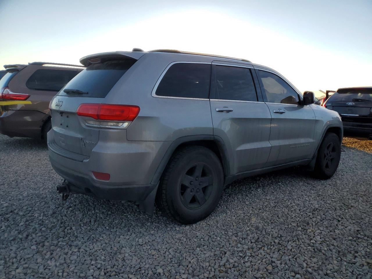 2014 JEEP GRAND CHEROKEE LAREDO photo 5