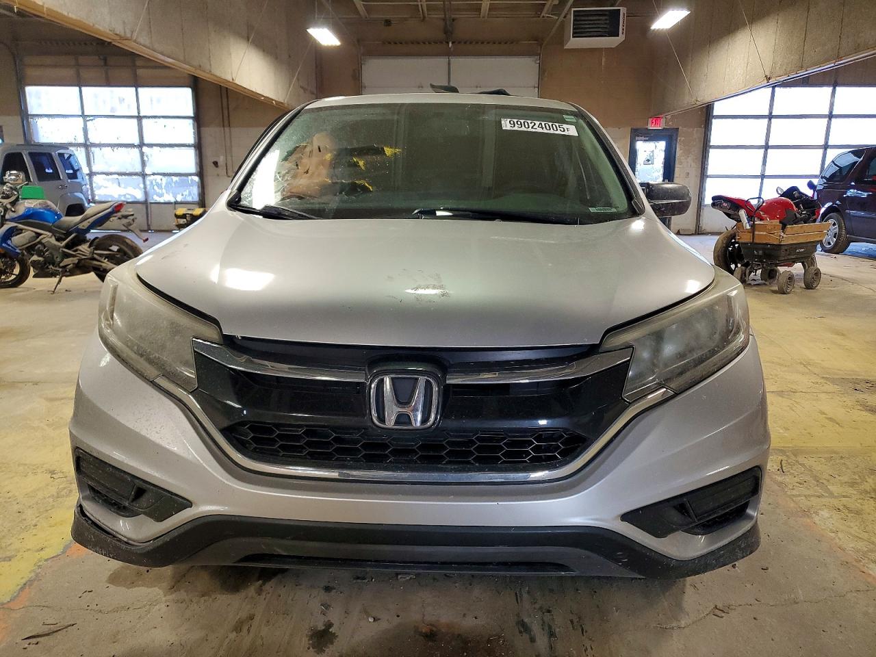 2016 HONDA CR-V LX photo 9