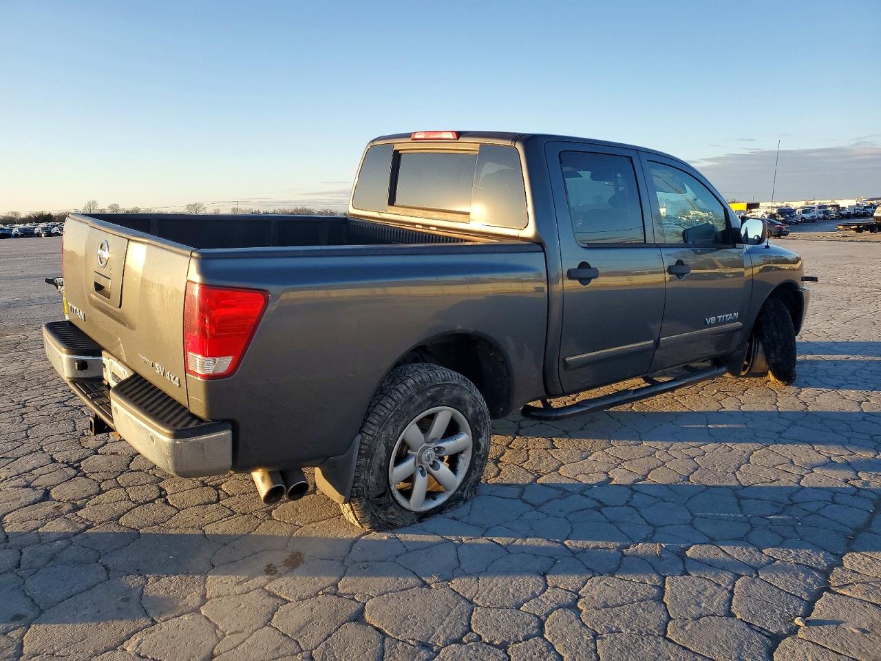2012 NISSAN TITAN S photo 3
