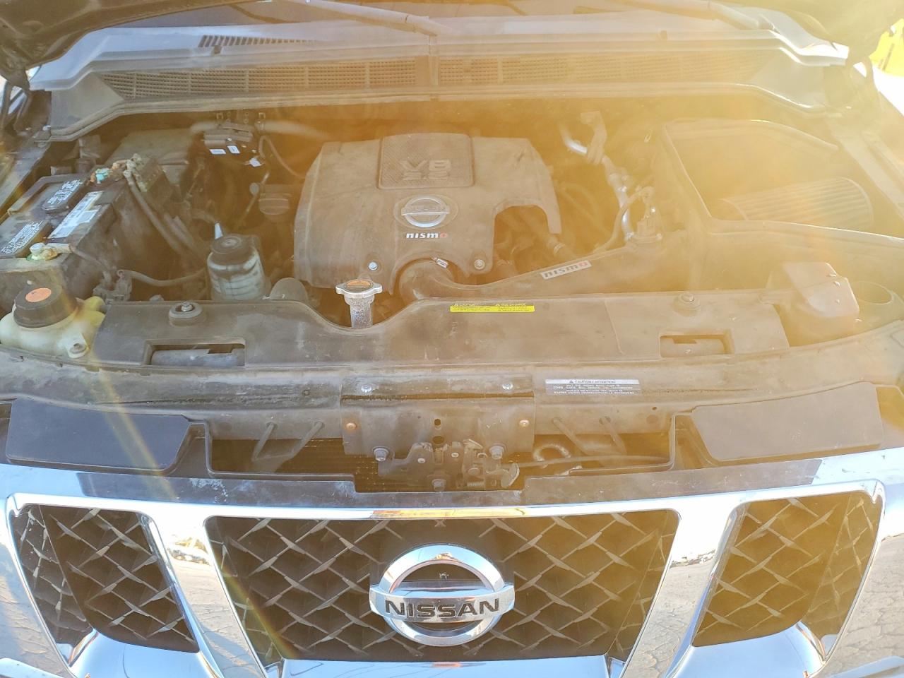 2012 NISSAN TITAN S photo 11