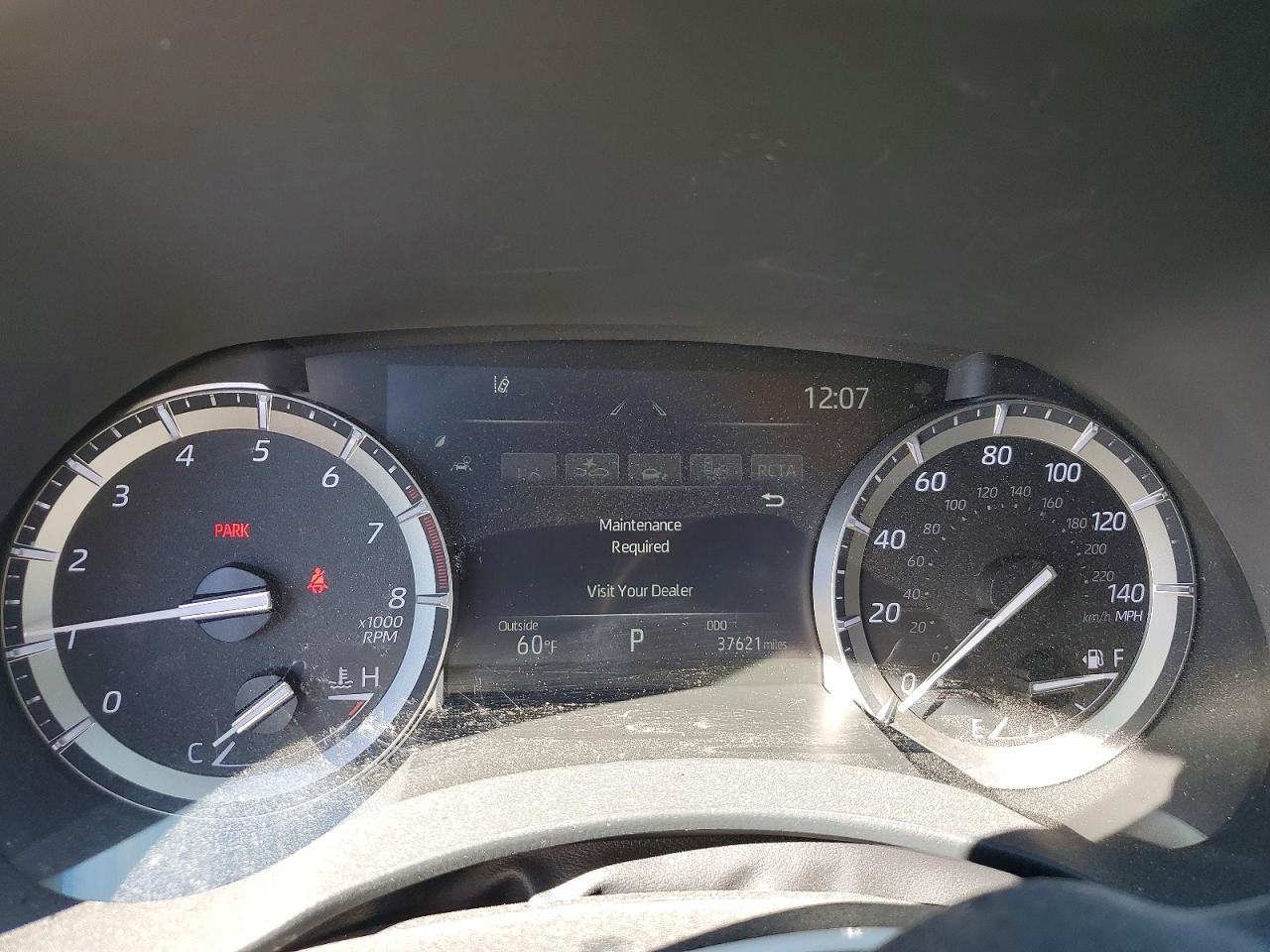 2022 TOYOTA HIGHLANDER XLE photo 9
