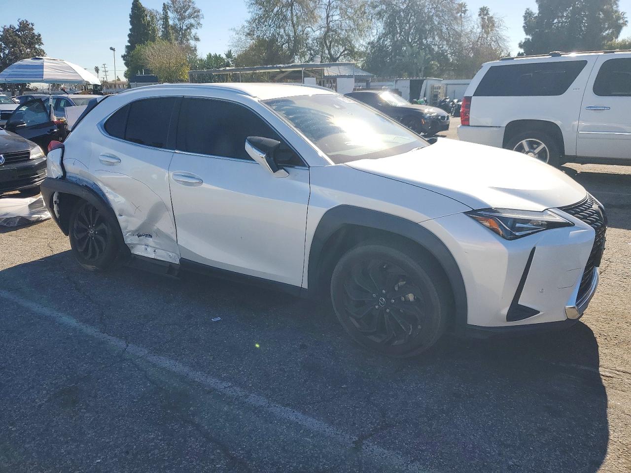 2022 LEXUS UX 250H BASE photo 4