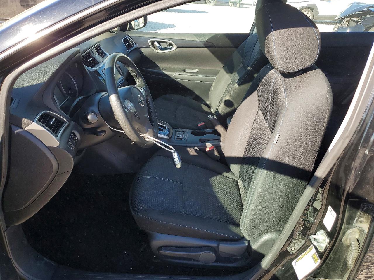 2019 NISSAN SENTRA S photo 7