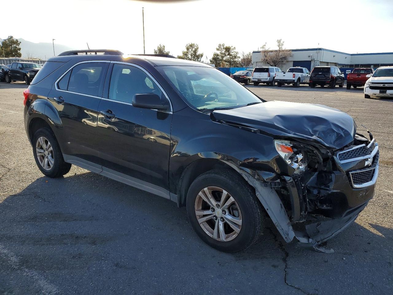 2015 CHEVROLET EQUINOX LT photo 4