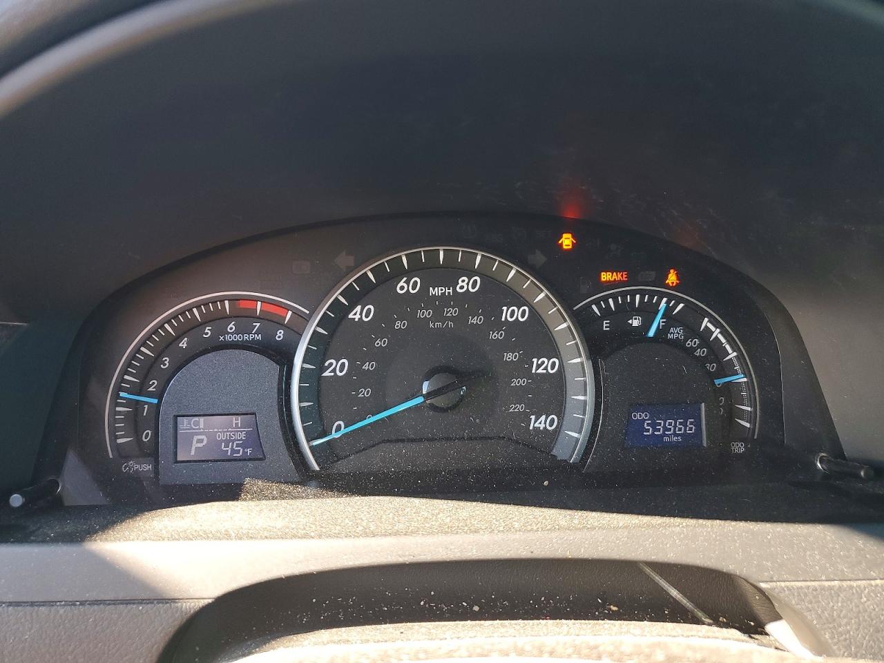 2015 TOYOTA CAMRY LE photo 25