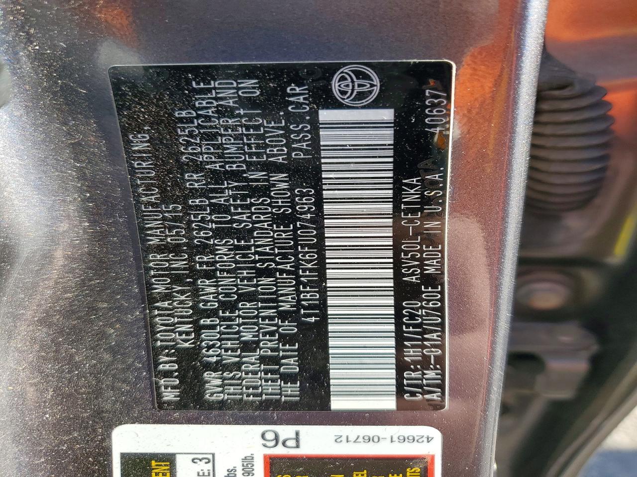 2015 TOYOTA CAMRY LE photo 37