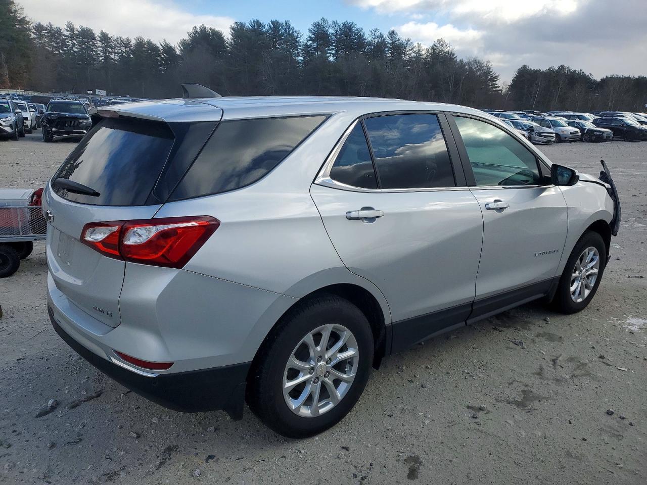 2021 CHEVROLET EQUINOX LT photo 5