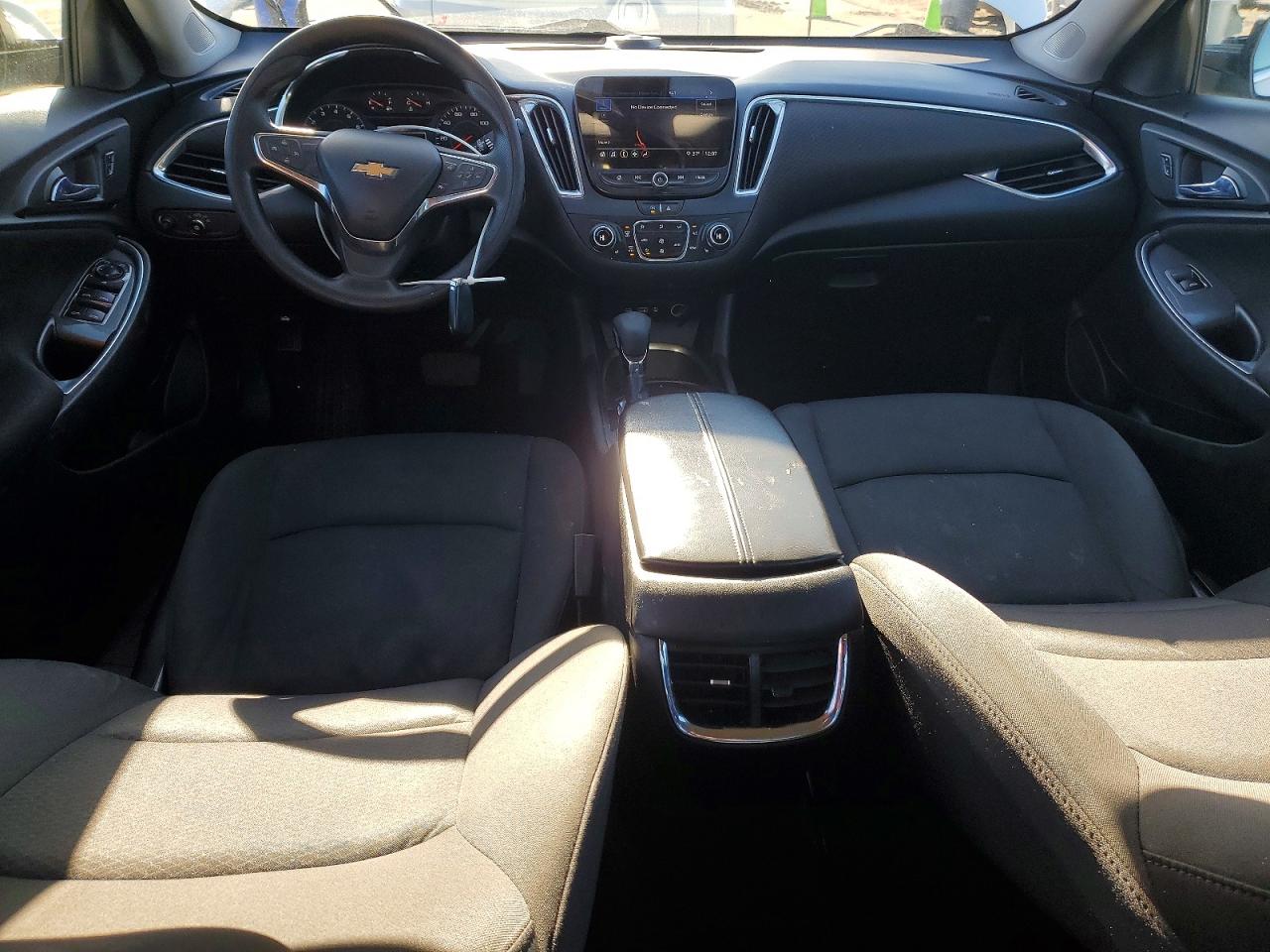 2021 CHEVROLET MALIBU LT photo 8