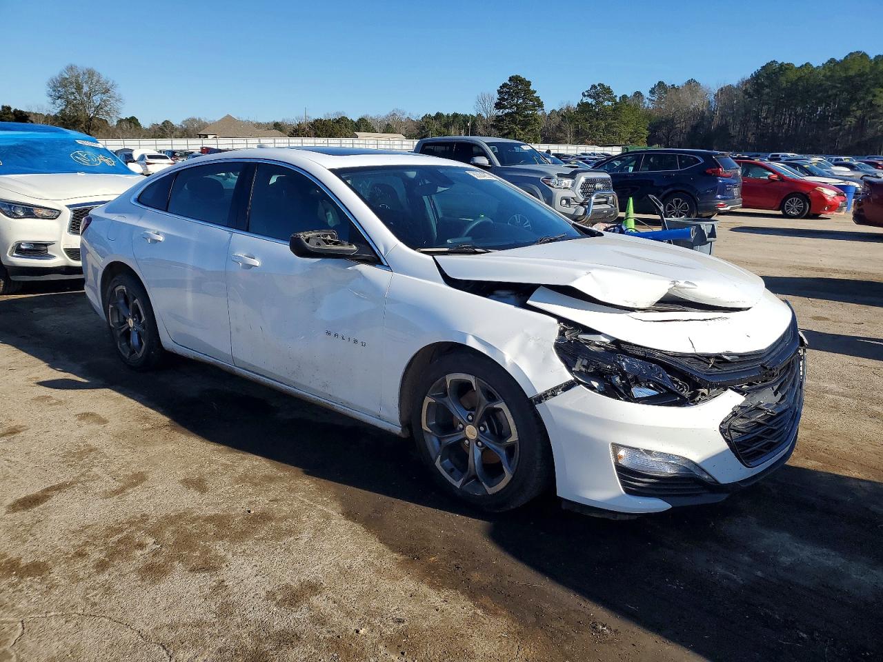 2021 CHEVROLET MALIBU LT photo 4