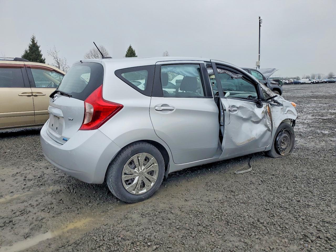 2016 NISSAN VERSA NOTE S photo 5
