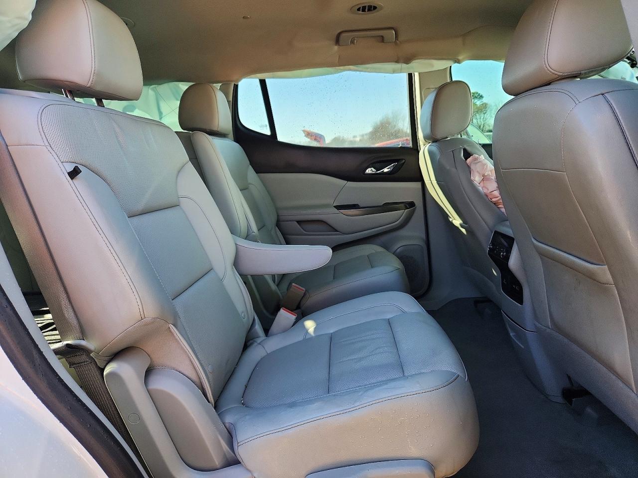 2023 GMC ACADIA SLT photo 21
