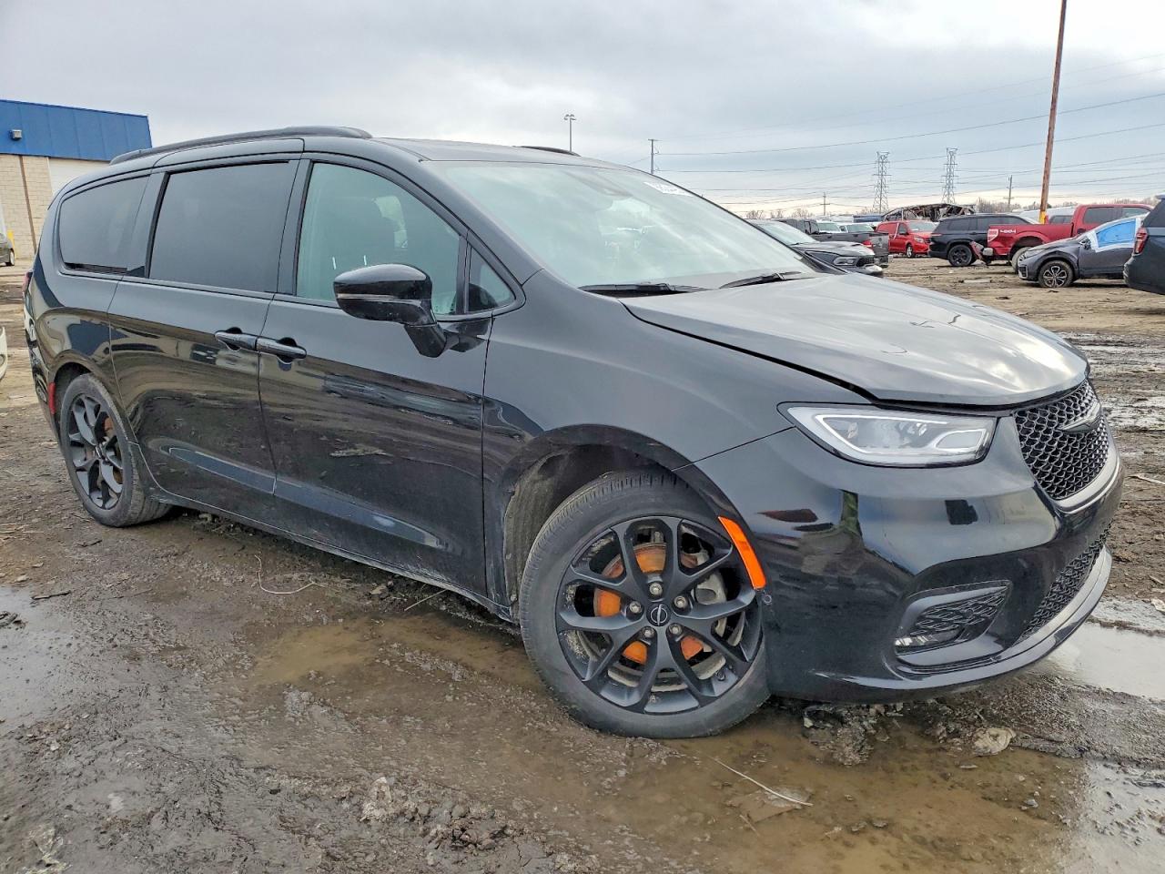 2024 CHRYSLER PACIFICA TOURING L photo 7