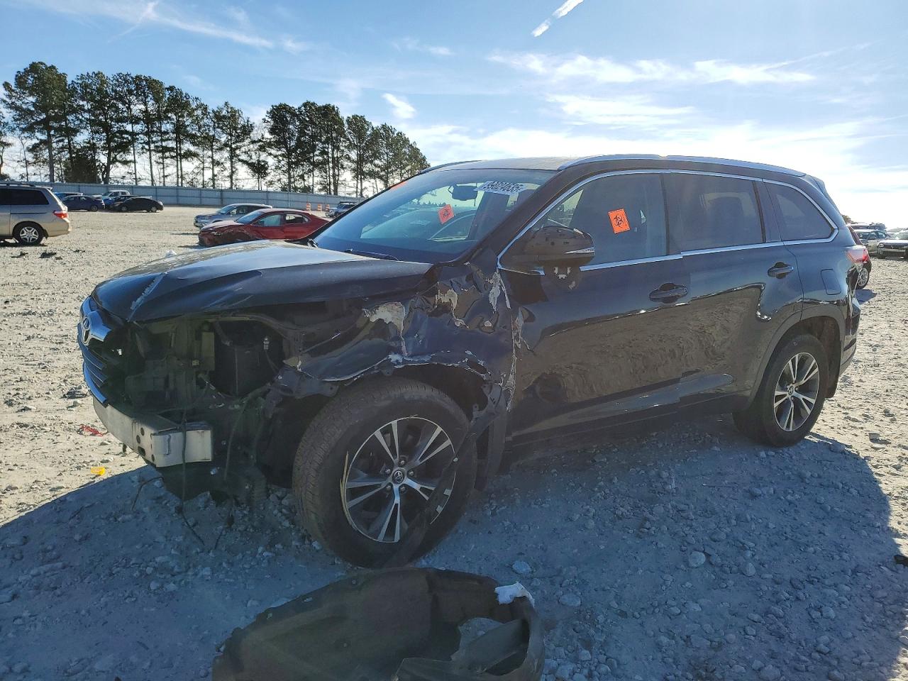 2016 TOYOTA HIGHLANDER