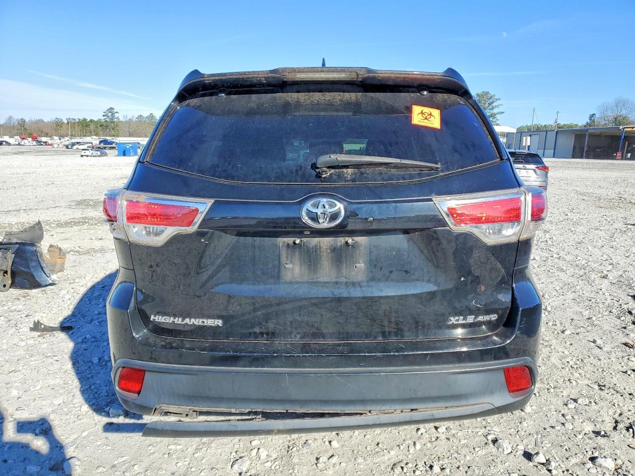 2016 TOYOTA HIGHLANDER XLE photo 11