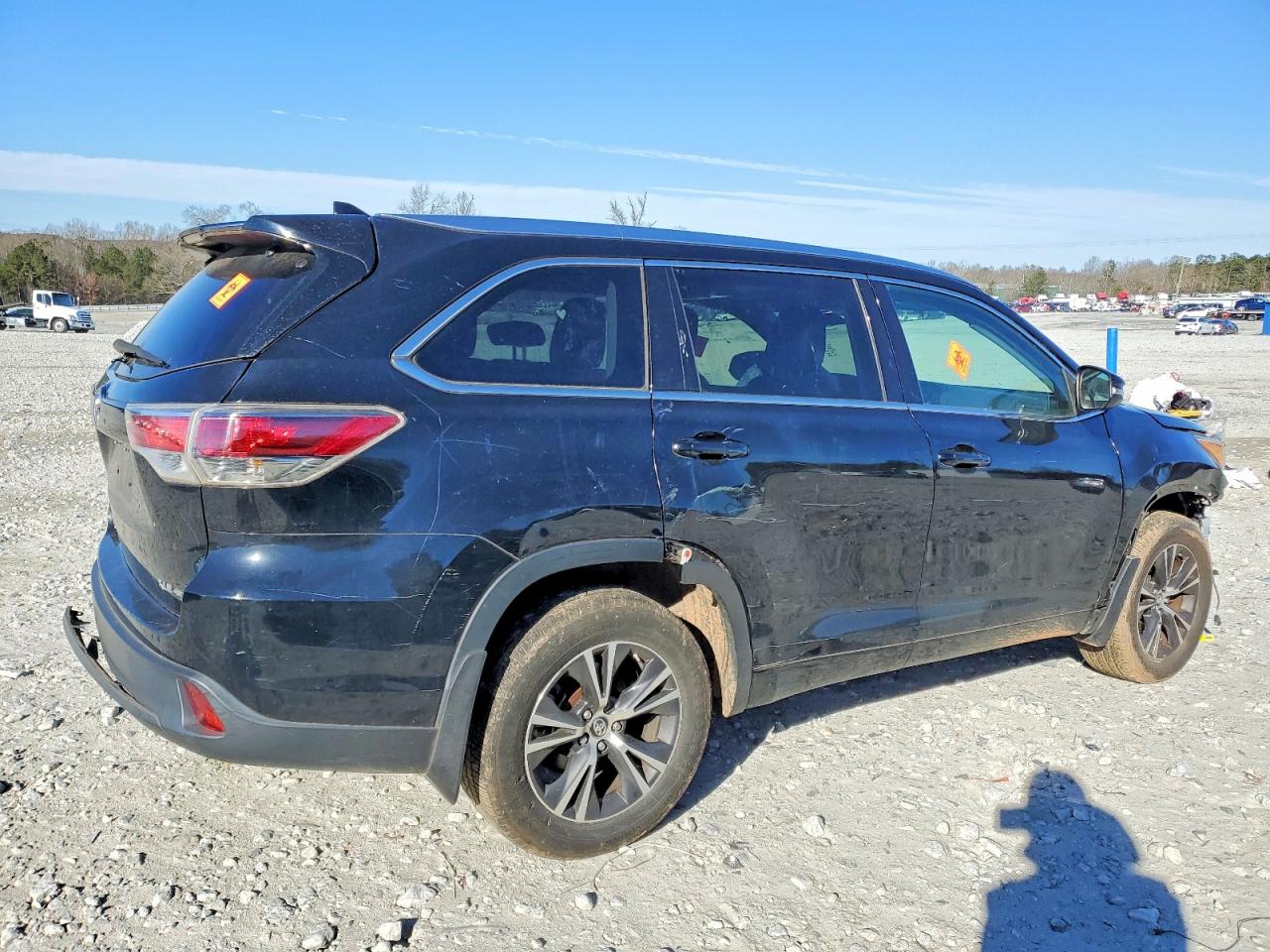 2016 TOYOTA HIGHLANDER XLE photo 5