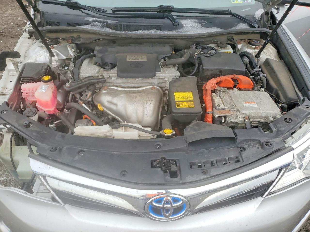 2013 TOYOTA CAMRY HYBRID photo 11