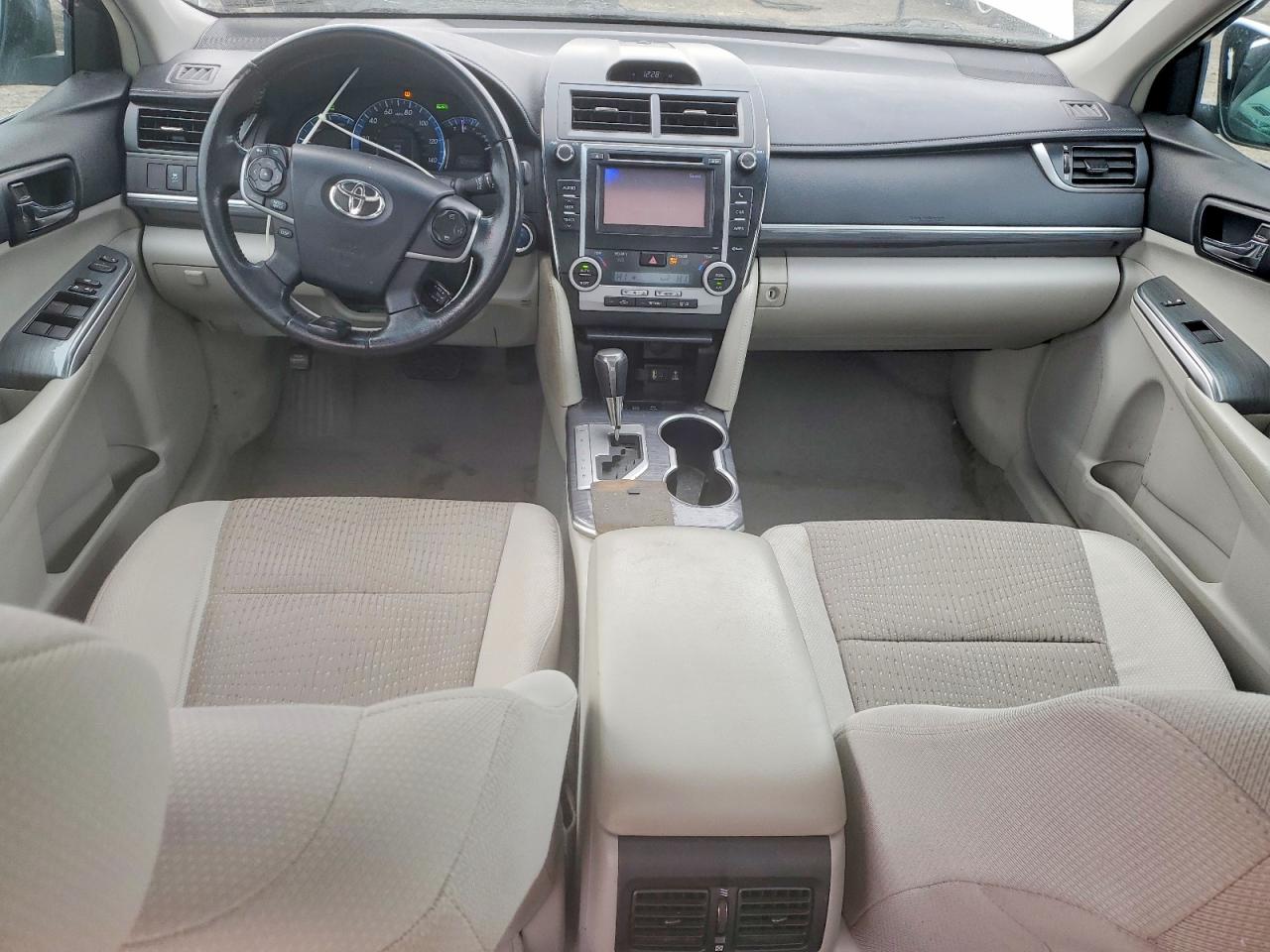 2013 TOYOTA CAMRY HYBRID photo 8
