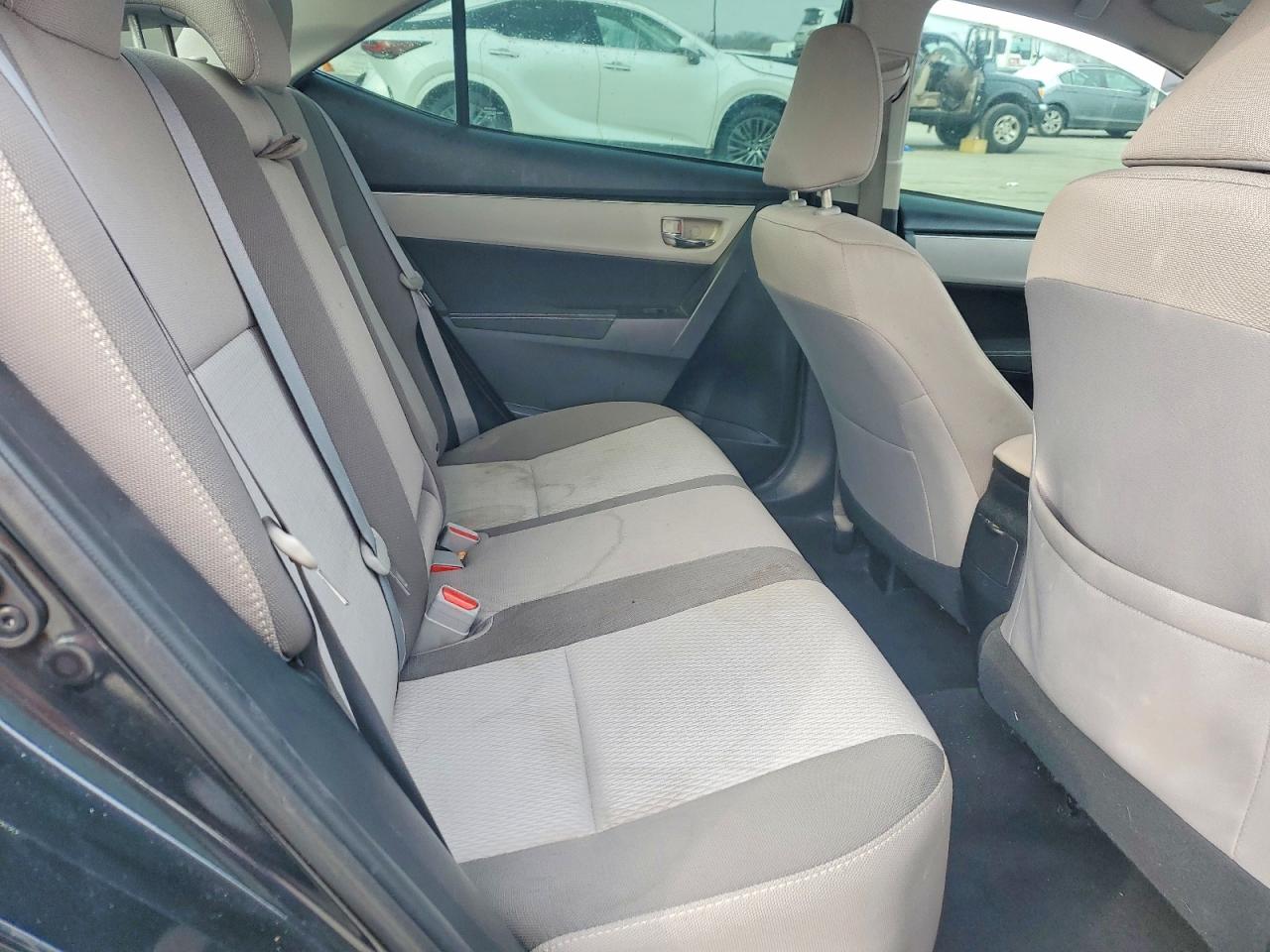 2017 TOYOTA COROLLA L photo 19