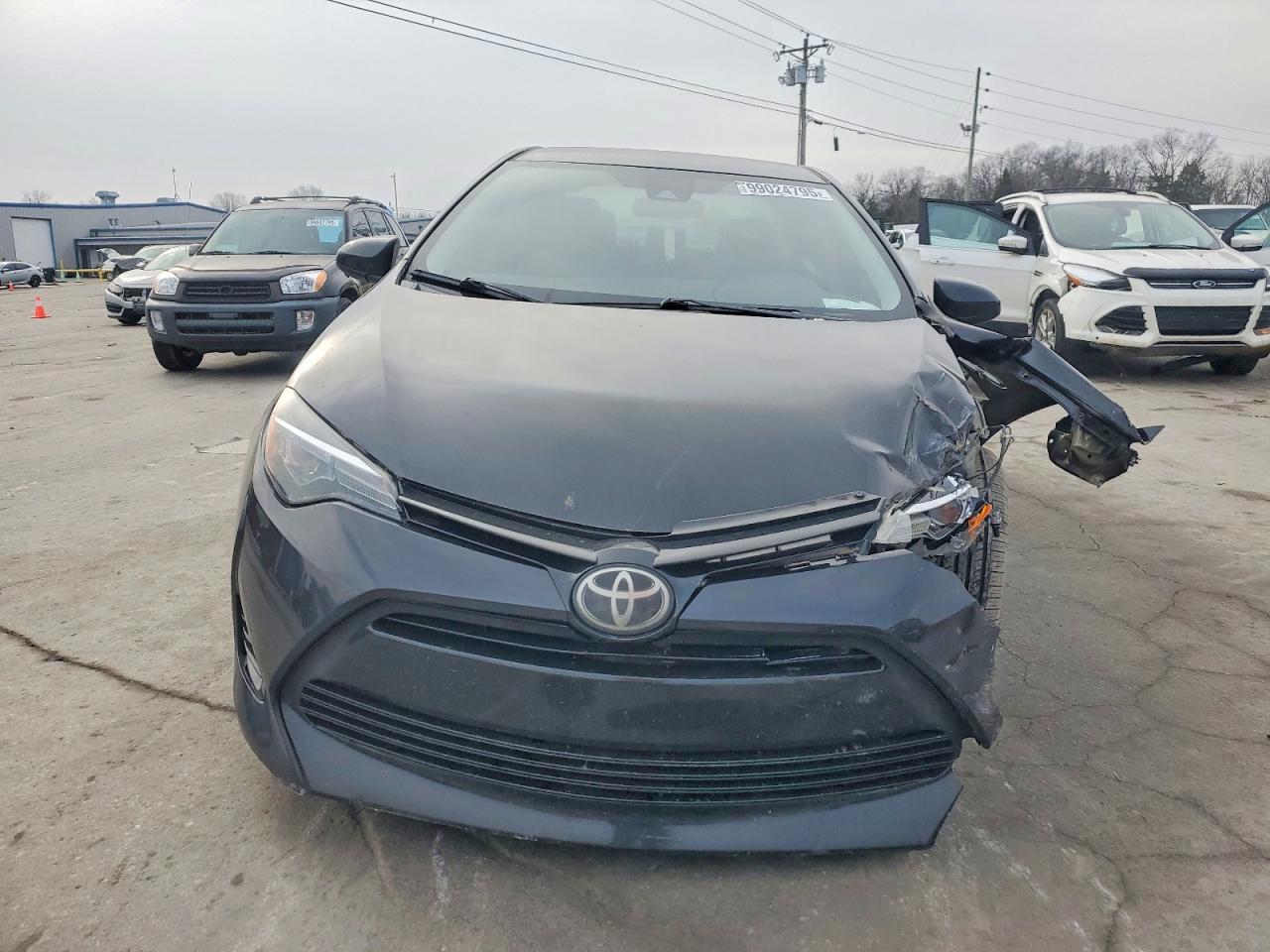 2017 TOYOTA COROLLA L photo 9