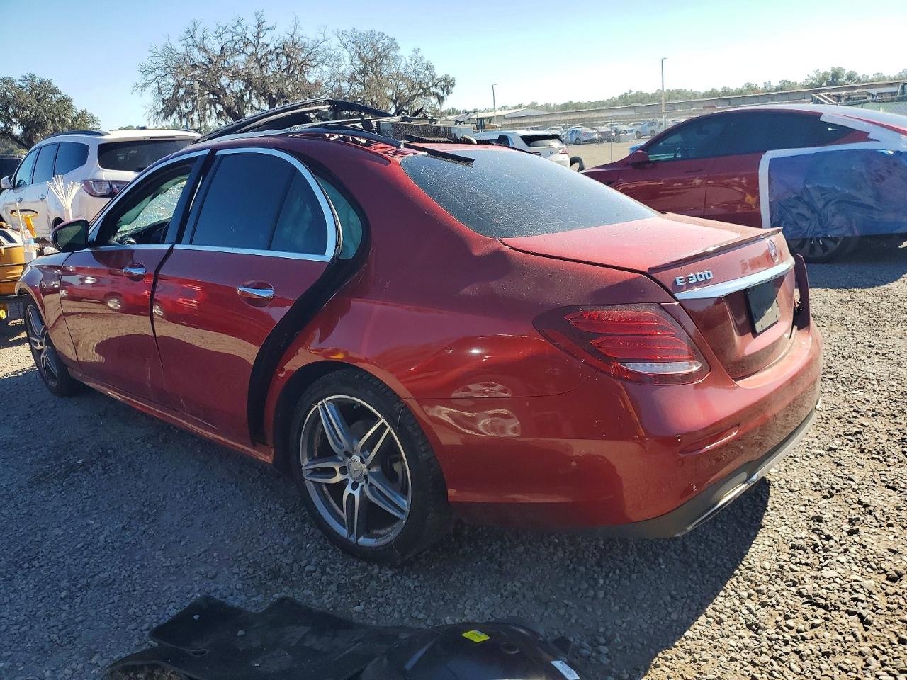 2017 MERCEDES-BENZ E 300 photo 2