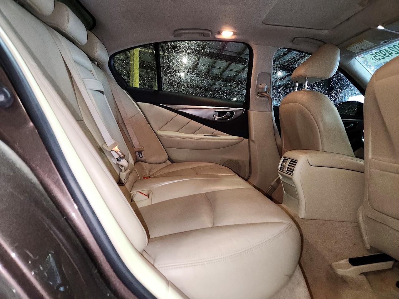 2015 INFINITI Q50 BASE photo 10