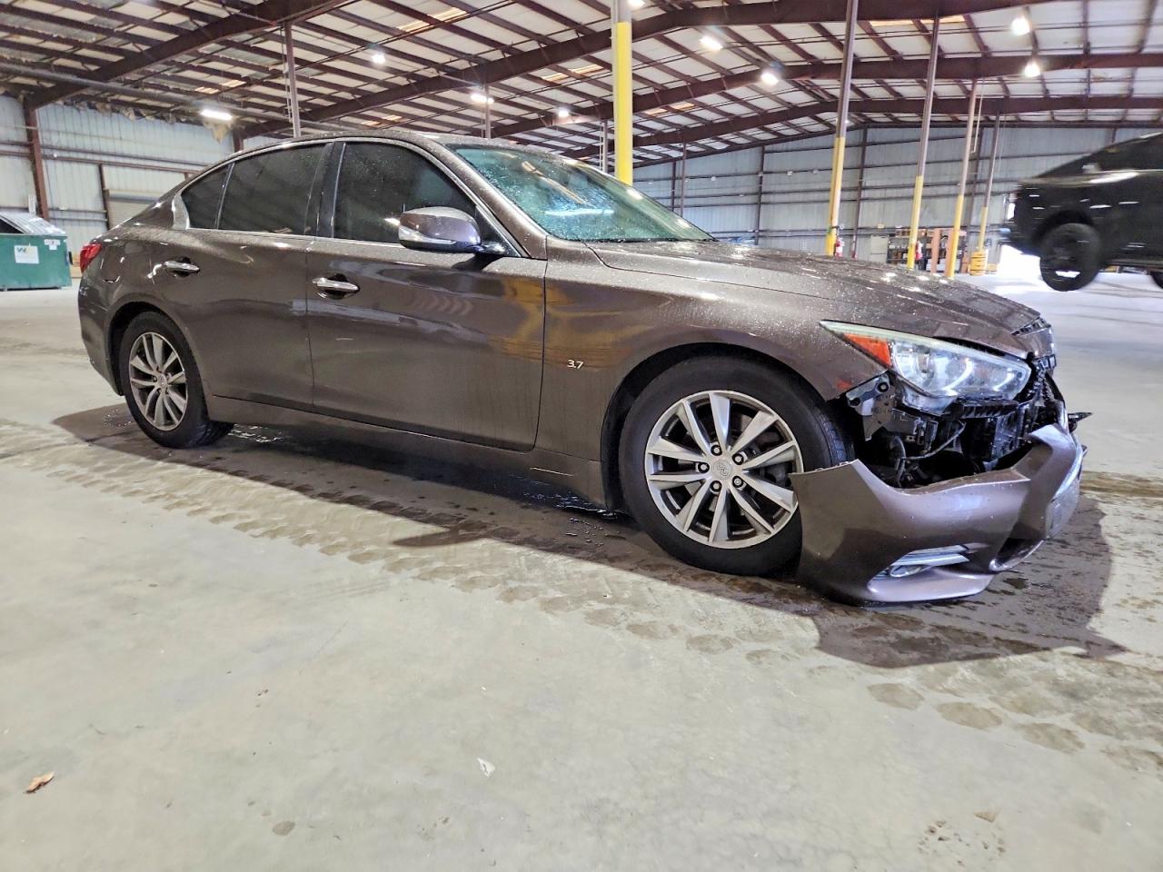 2015 INFINITI Q50 BASE photo 4