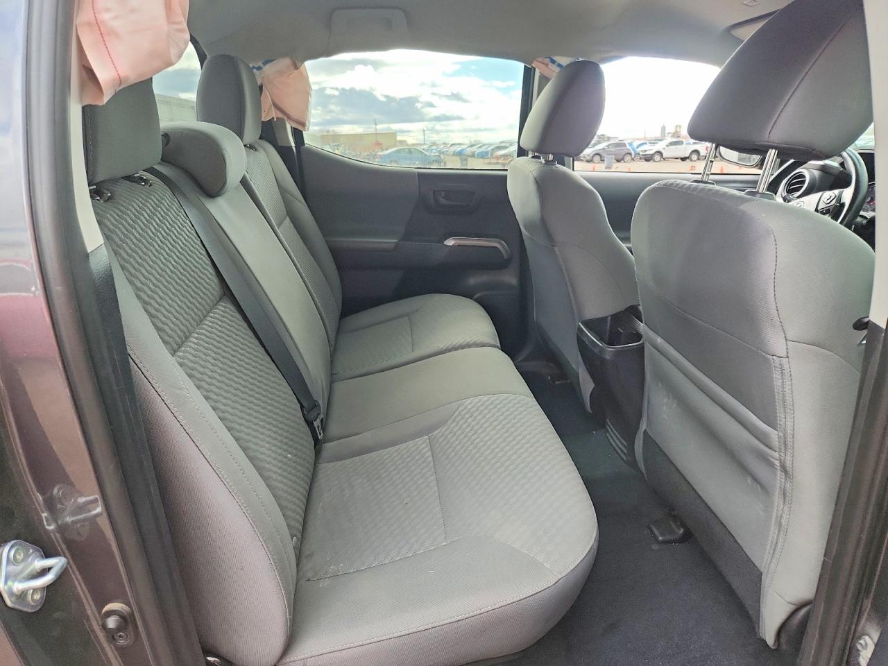 2021 TOYOTA TACOMA photo 10