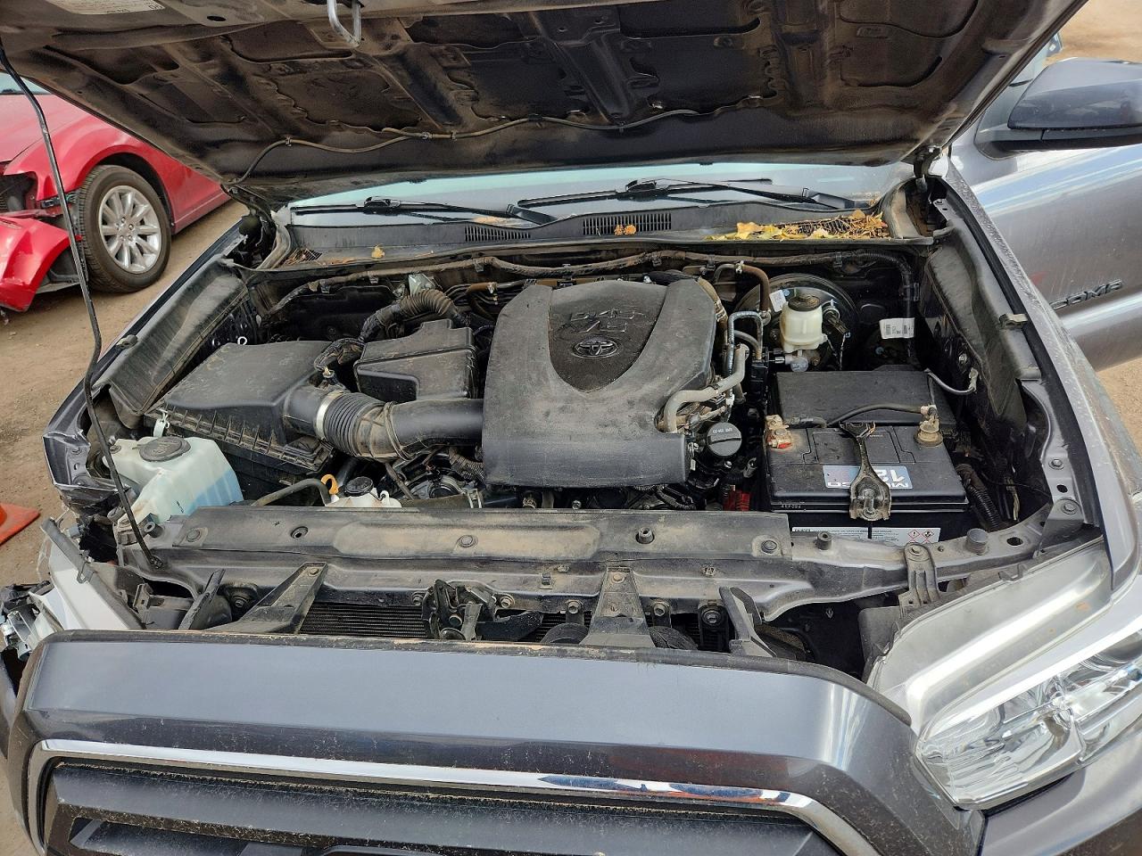2021 TOYOTA TACOMA photo 11