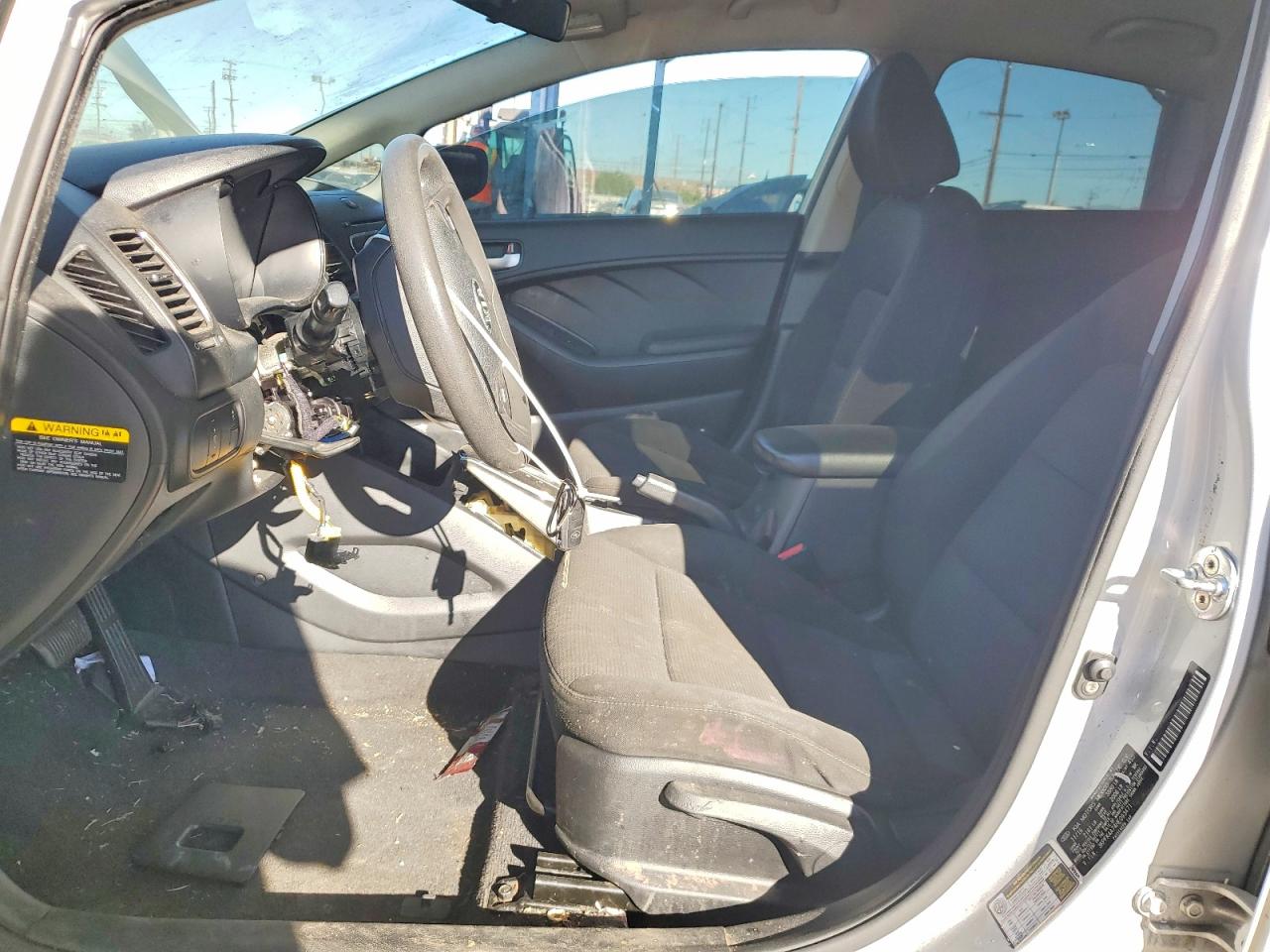2017 KIA FORTE LX photo 7
