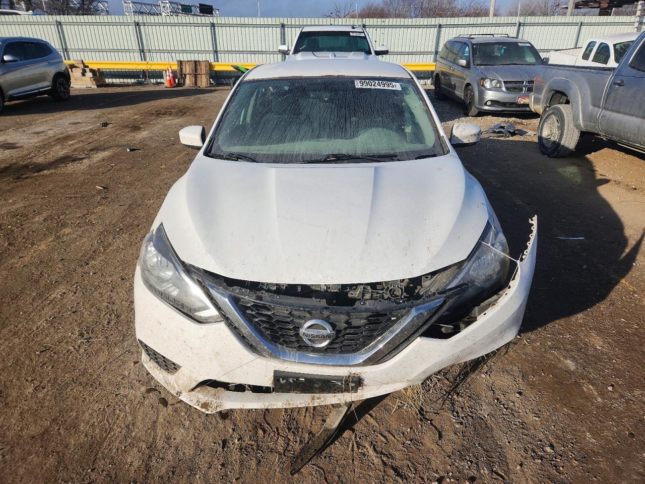 2017 NISSAN SENTRA S photo 5