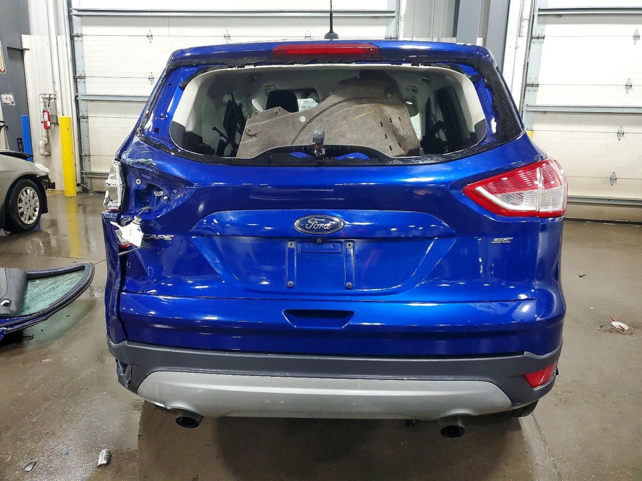 2016 FORD ESCAPE SE photo 6