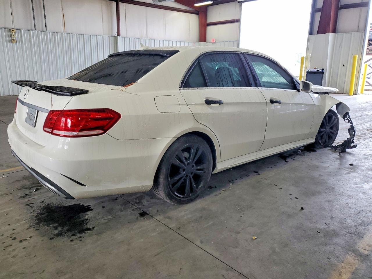 2014 MERCEDES-BENZ E 350 photo 3