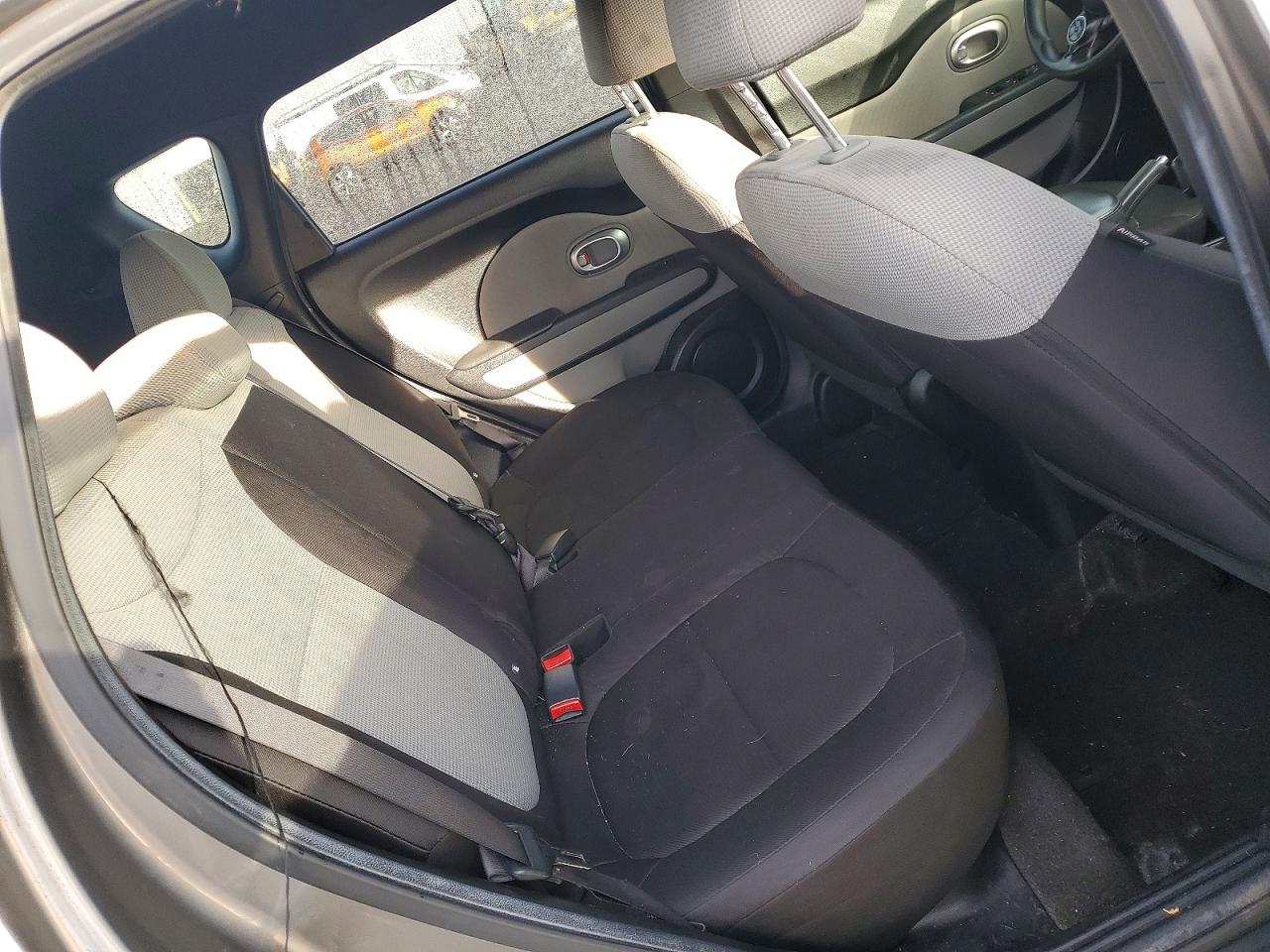 2016 KIA SOUL photo 10
