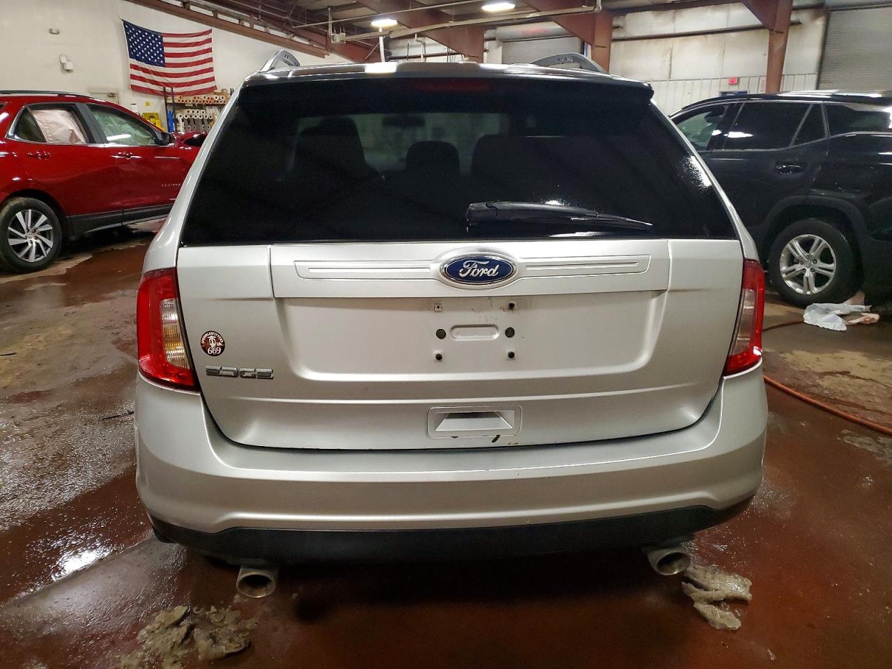 2011 FORD EDGE SE photo 16