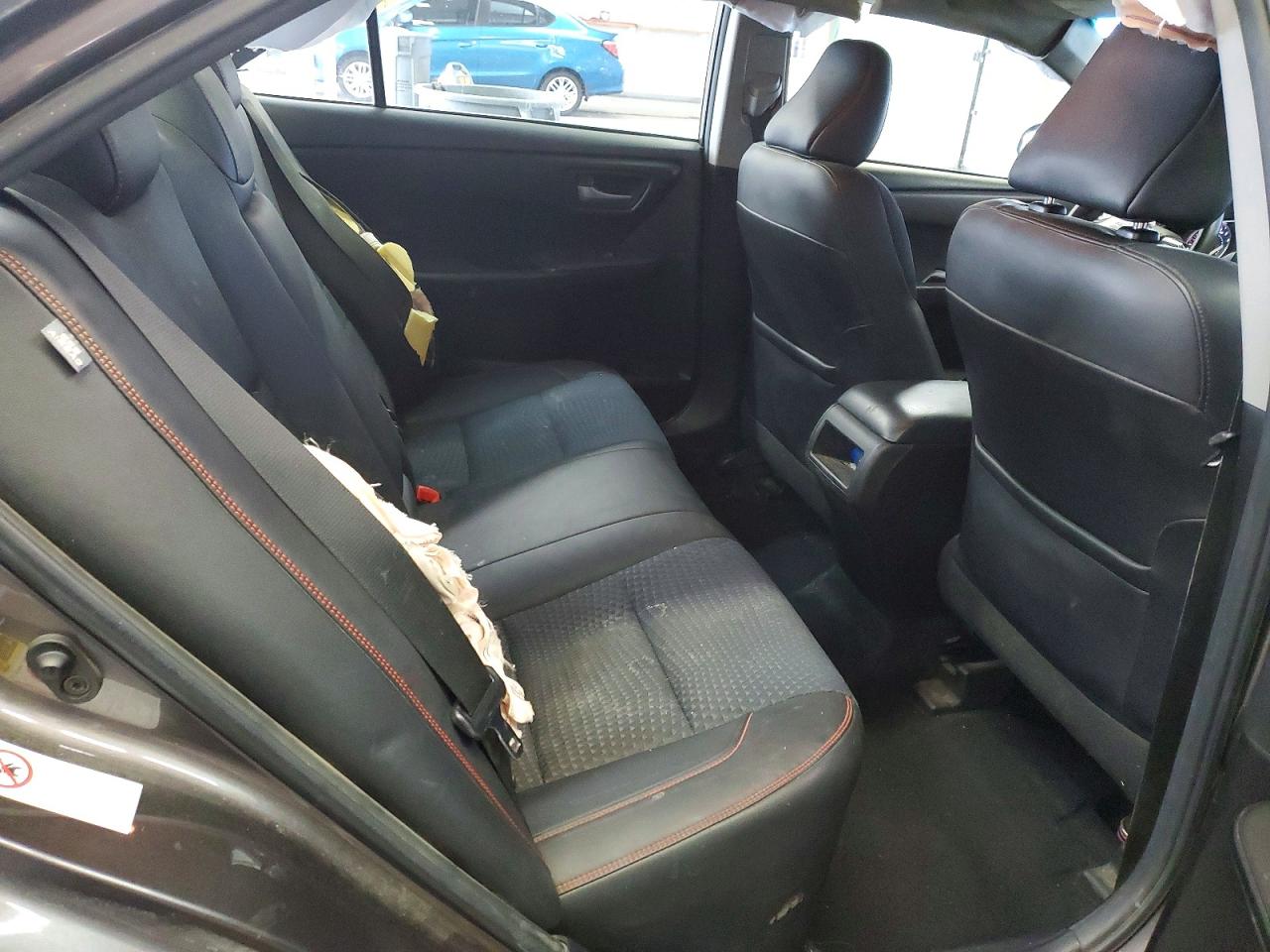 2015 TOYOTA CAMRY LE photo 19