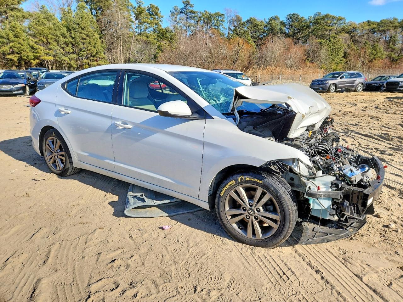 2018 HYUNDAI ELANTRA SEL photo 4